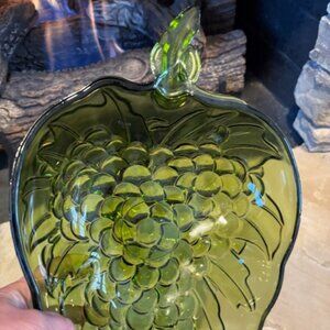 Vintage 1970s Indiana Glass Avocado Green Grapes Embossed Heavy Glass Bowl